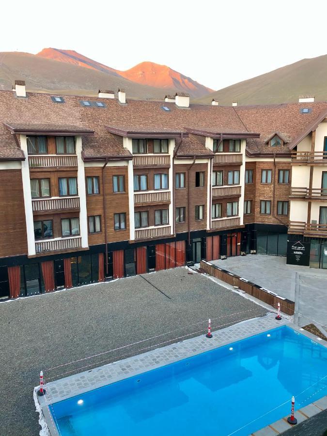 Gvc 215 New Gudauri Exterior foto